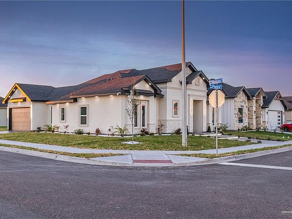 3rd image of 2213 N Piedra Ave