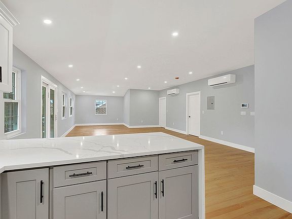 5th image of 110-41 172nd St #2