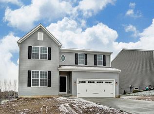 2354 Pine Crest Dr, Lancaster, OH 43130