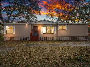 127 Clearwater Ct, Polk City, FL 33868