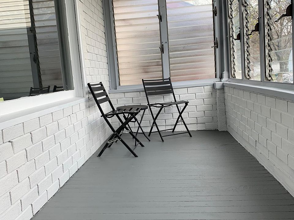 2nd image of 235 Edgewood Pl