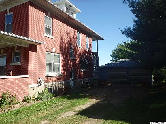 2nd image of 302 Union St