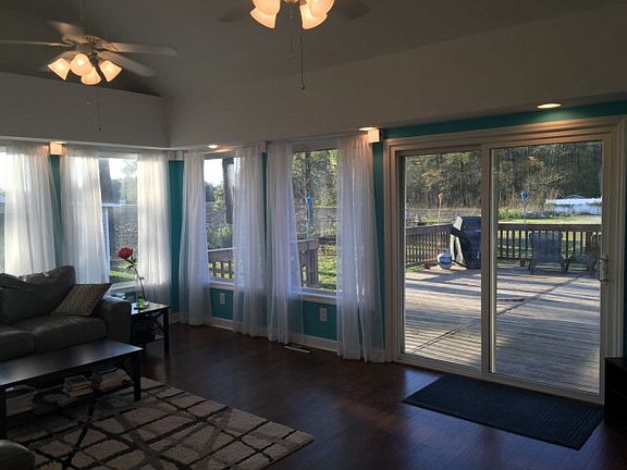 4th image of 301 Saddlewood Dr