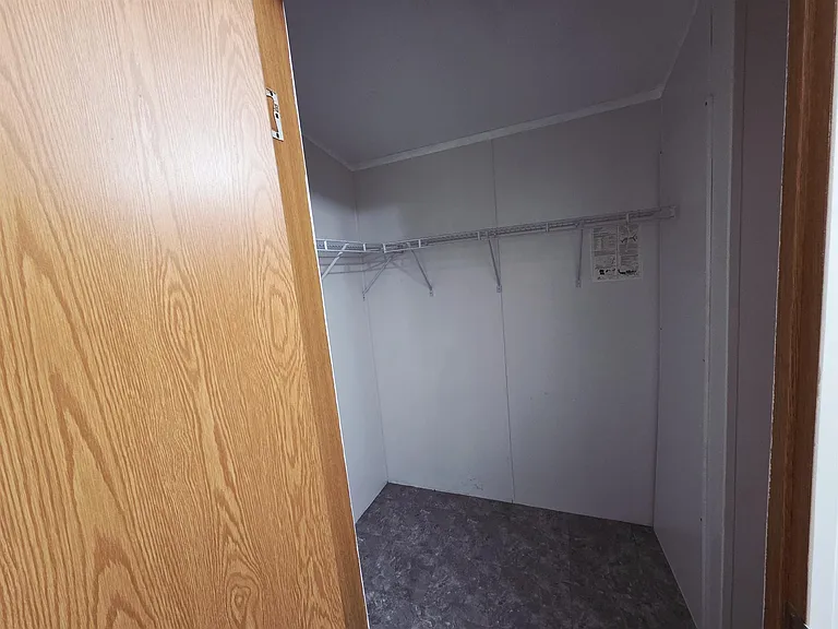 58 Powerline Pl — Photo 10