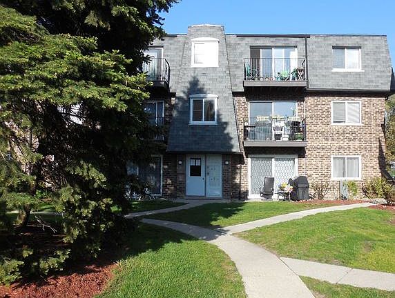 2nd image of 9411 Bay Colony Dr APT 3N