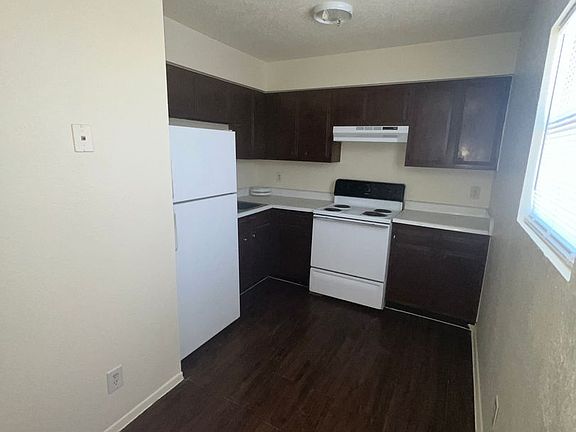 3rd image of 1100 La Fonda Dr APT 2