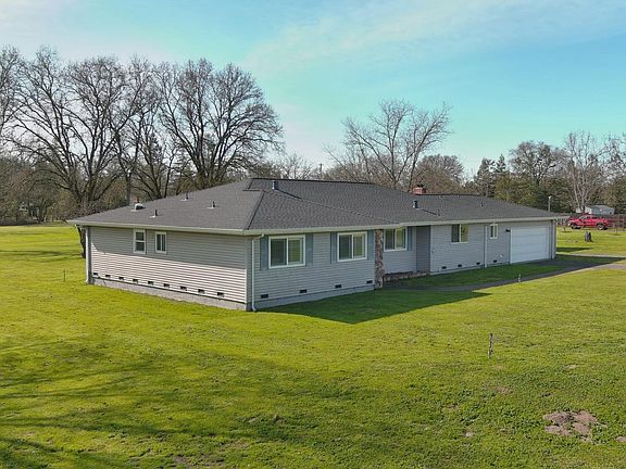 2nd image of 4782 Hall Road