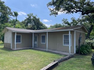 444 Oak Park Four, Rockdale, TX 76567