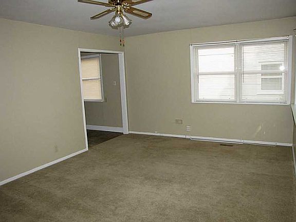 3rd image of 1431 Avenue B