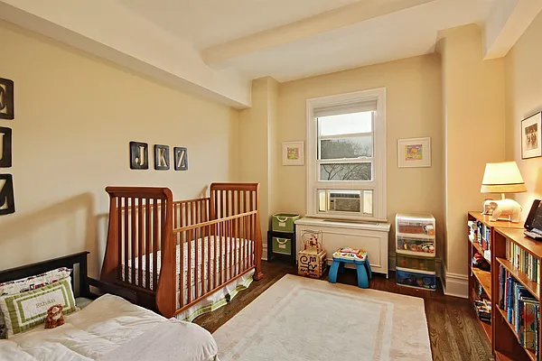 Sold by Corcoran | media 28