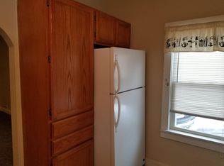 908 13th St, West Des Moines, IA 50265