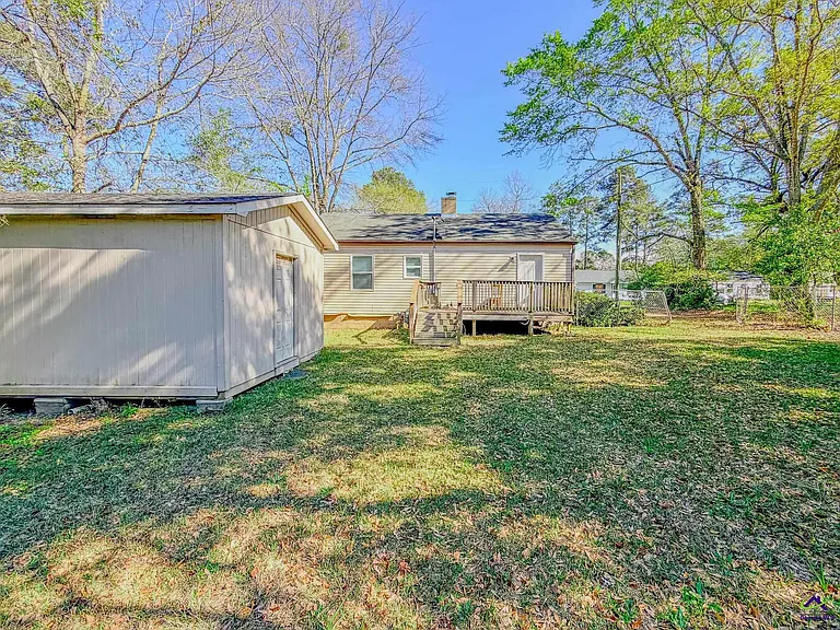 607 McArthur Blvd — Photo 15