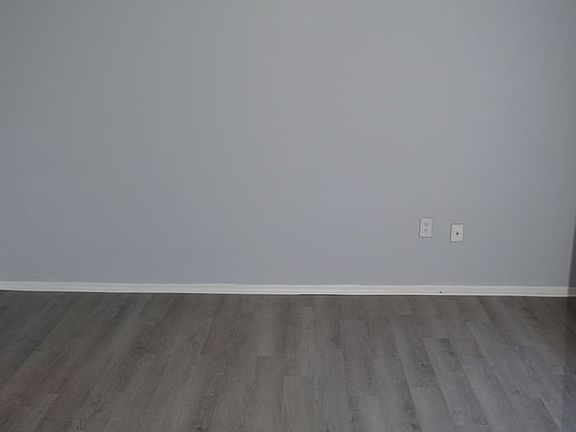 5th image of 2517 Caper Ln APT 103