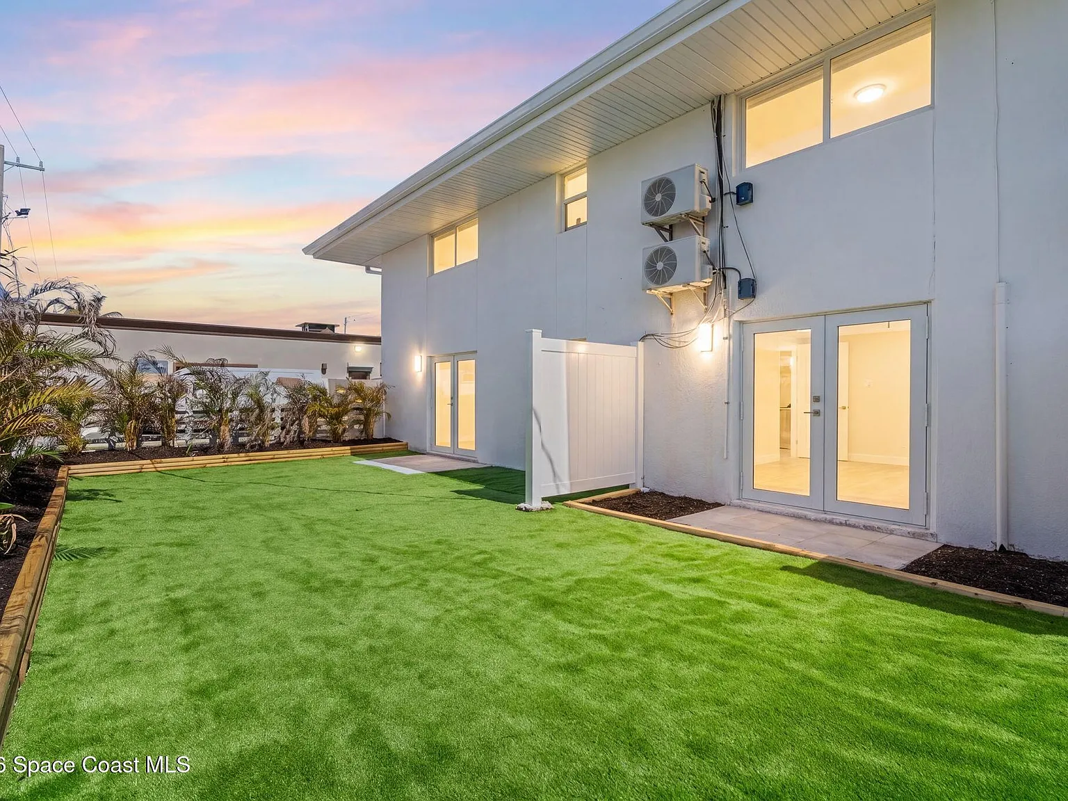 1 bed, 1.0 bath, 580 sqft, $2,300 — Photo 2