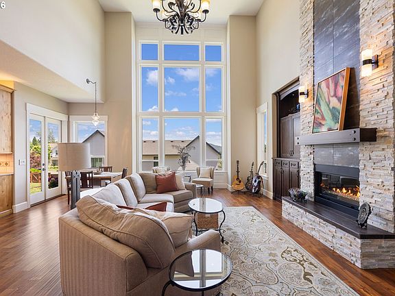 5th image of 14733 SE Northern Heights Dr