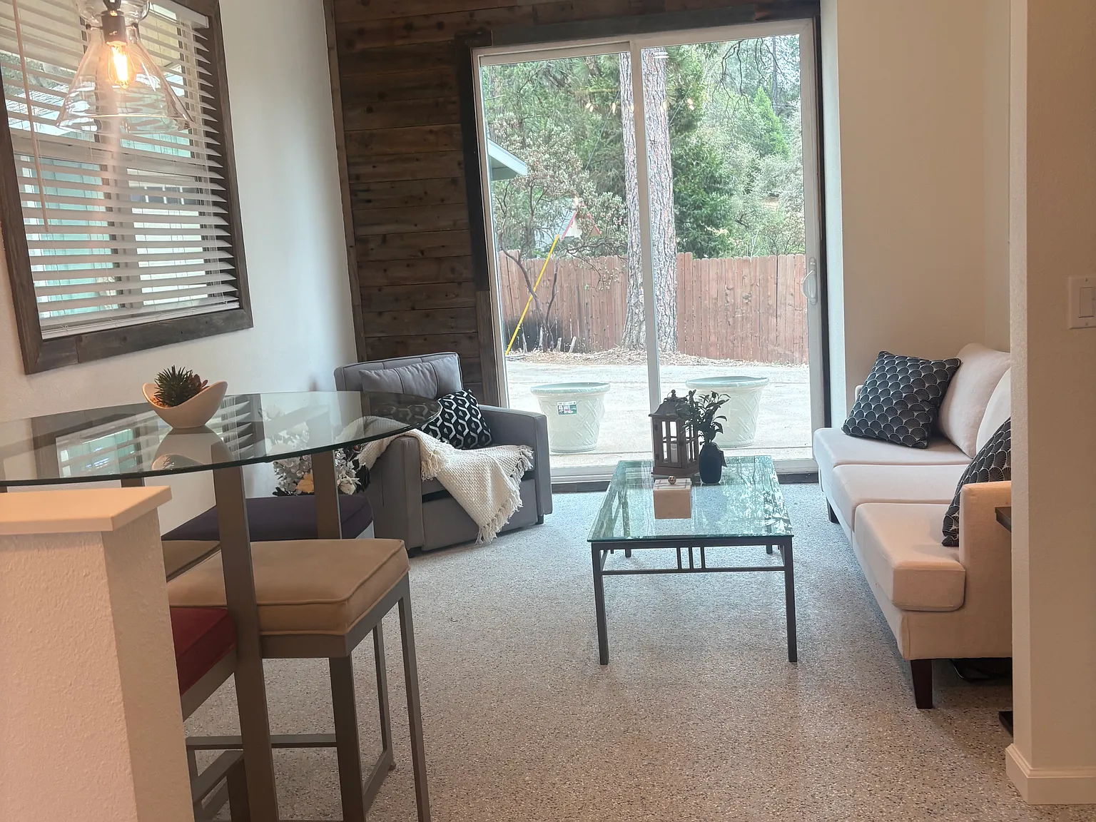 1 bed, 600 sqft, $1,500 — Photo 2