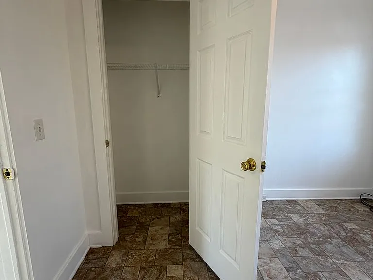 236 W Mifflin St — Photo 14