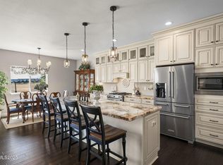 390 Angelina Cir, Wellington, NV 89444