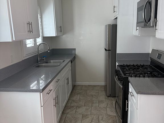 2nd image of 508 Esplanade #1
