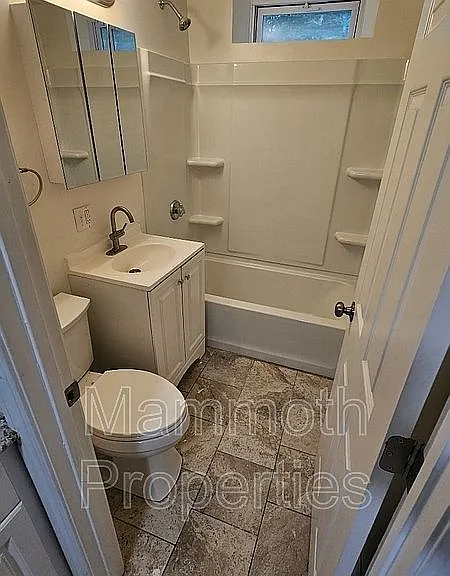 9 Emerald Dr #2 — Photo 11