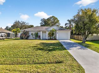 2417 SW Summit St, Port Saint Lucie, FL 34984