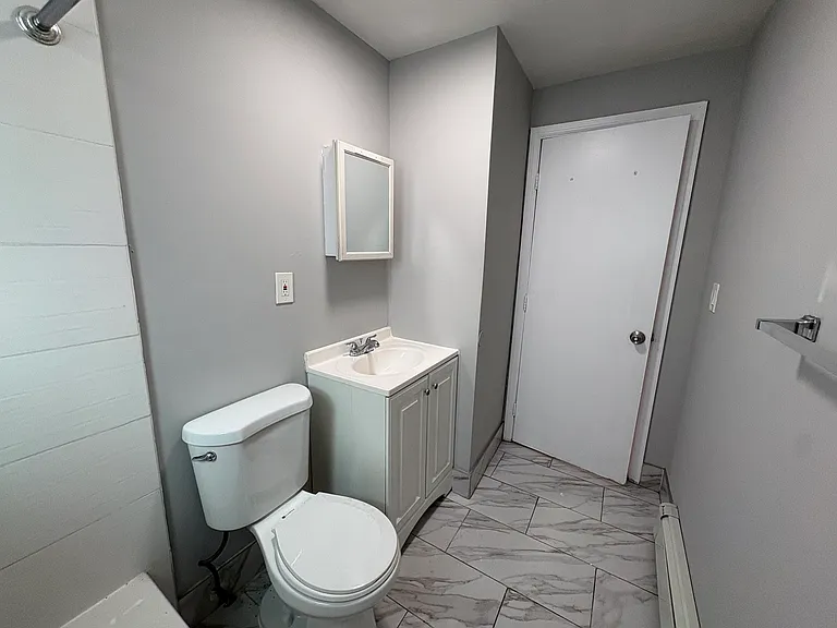 313 Court St #A — Photo 5