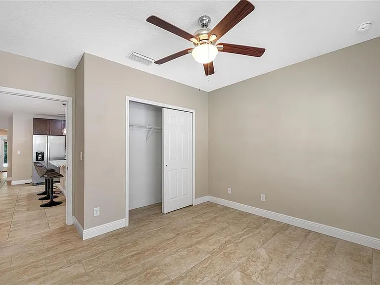 230 Clayton St — Photo 21