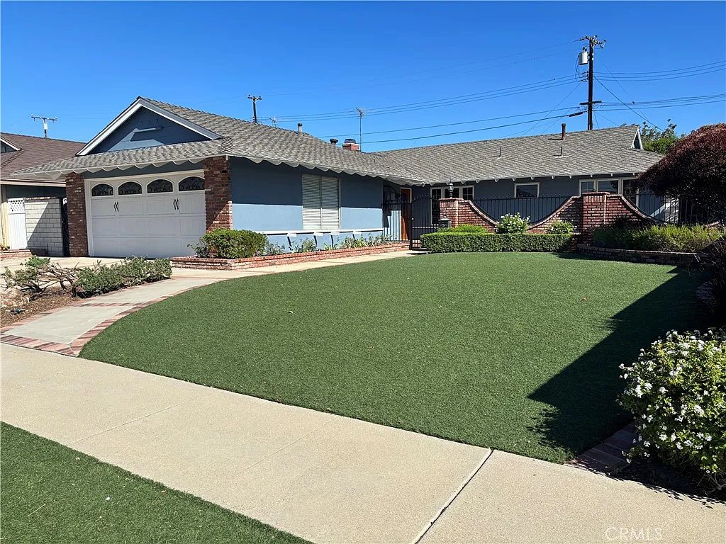 4 bed, 1700 sqft, $4,500 — Photo 2
