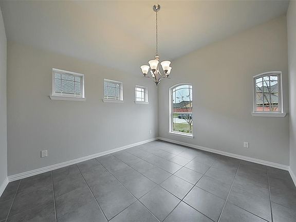 5th image of 22426 Misty Woods Ln