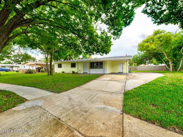 665 Sunrise Dr, Titusville, FL 32780