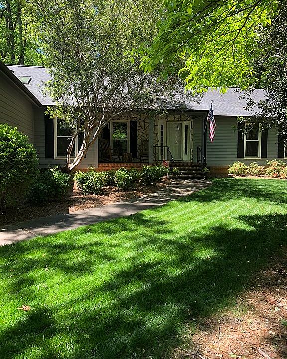 front showing lawn