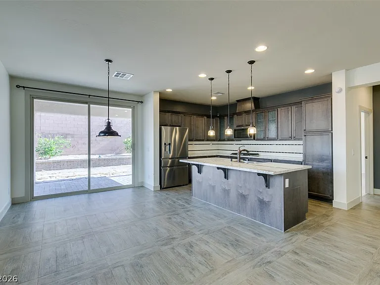 9009 Janice Glen Ave — Photo 10