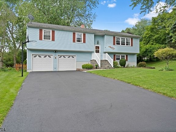 2nd image of 23 Wexford Ct