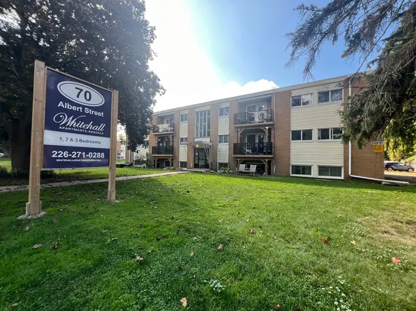 70 Albert St #4, Cambridge, ON N1R 3N2