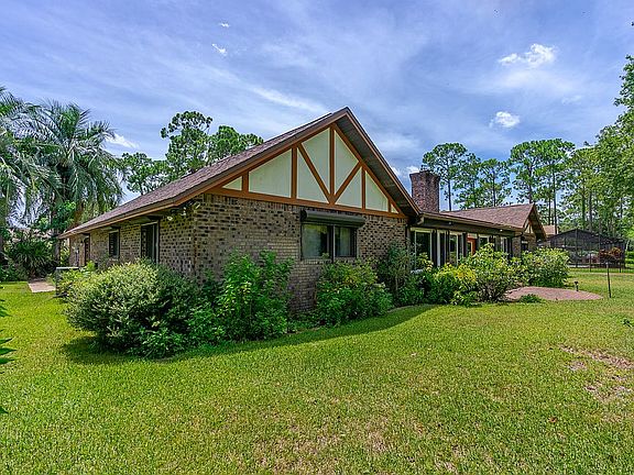 4th image of 156 Point O Woods Dr