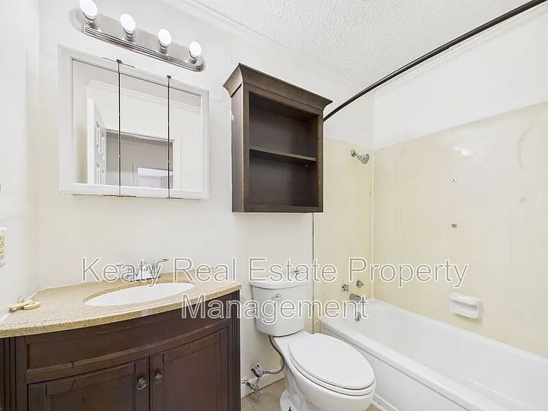 407 Fox Run Ave #2 — Photo 11