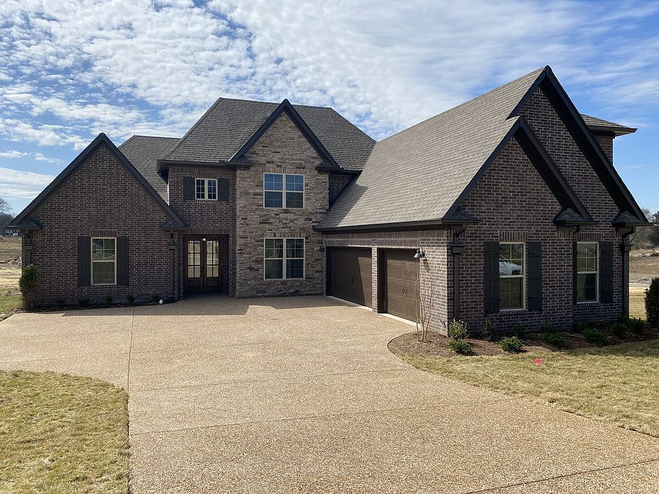 1st image of 370 Broughton St Lot 95