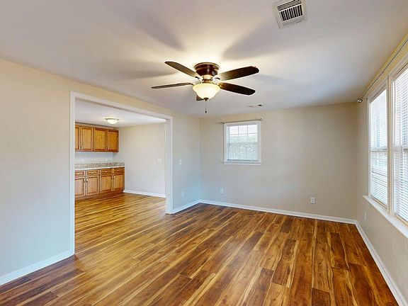 5th image of 142 Bill Brown Rd