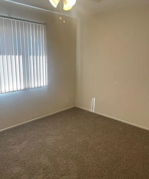 15206 Dickens St #6 — Photo 13