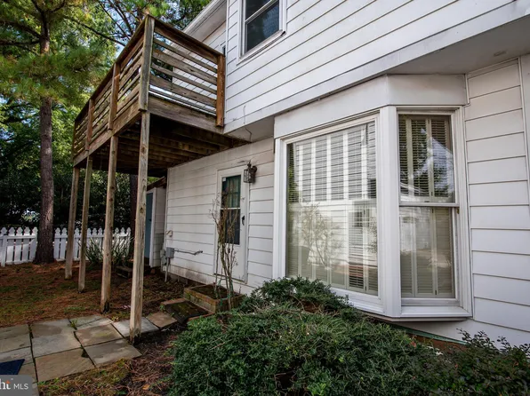 303 Market St #5, Oxford, MD 21654