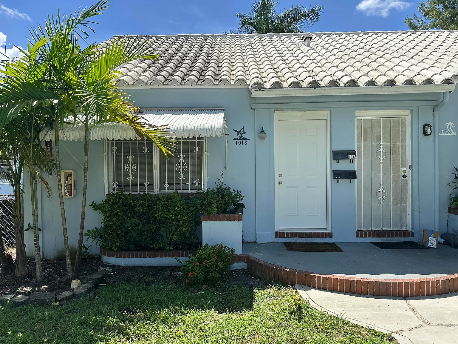 2 bed, 1.0 bath, 770 sqft, $2,100 — Photo 1