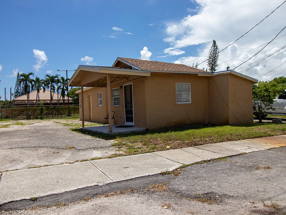 1st image of 242 SW 7TH Court