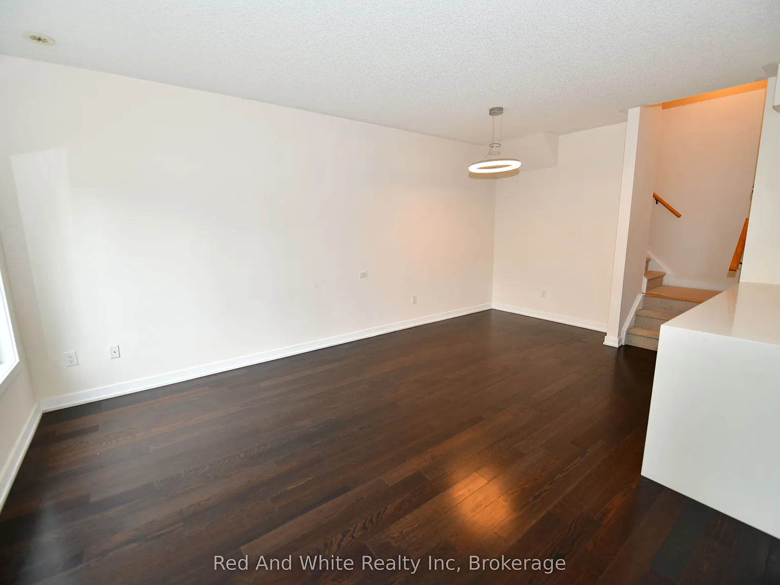 3 bed, $4,000 — Photo 4