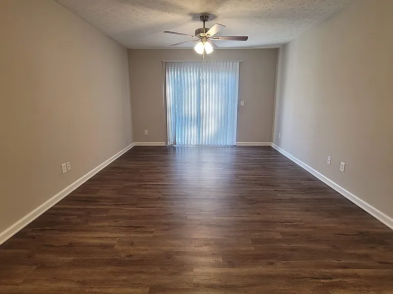 Renovated Willow | Living Room