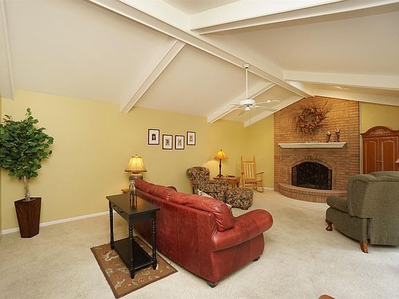 4th image of 11630 Windy Hill Ct