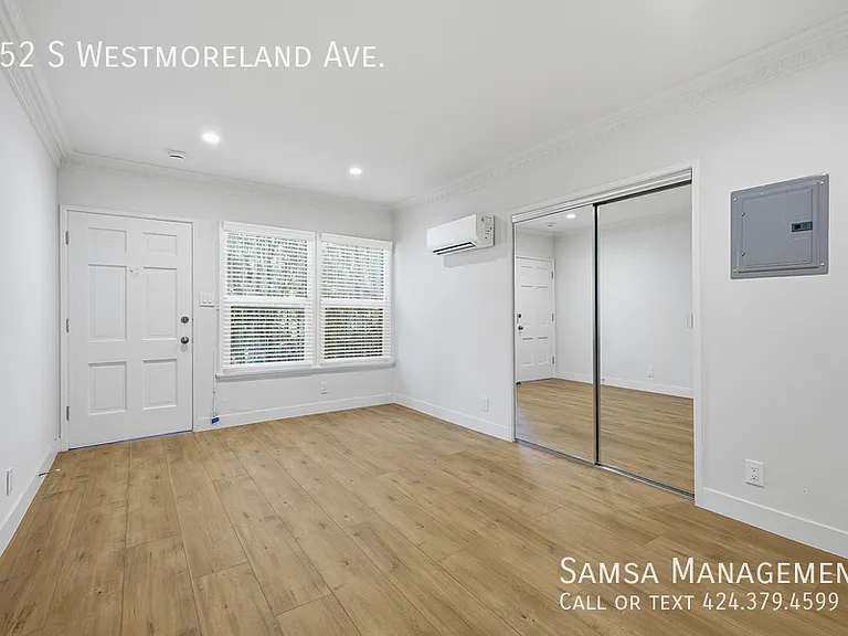 852 S Westmoreland Ave — Photo 6