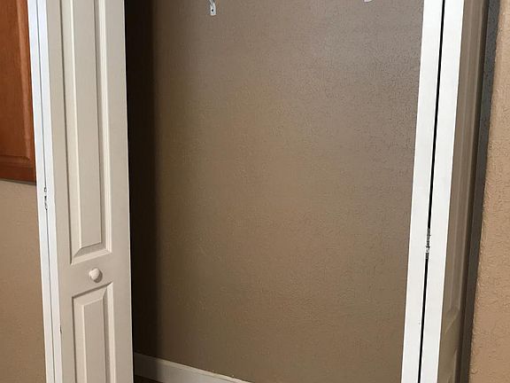 3rd image of 6510 Colony Park Dr