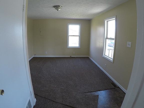 4th image of 1801 Glenwood Ave