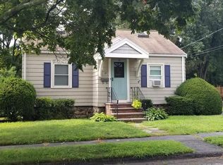 27 Longview Way, Peabody, MA 01960