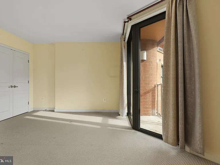 616 E St NW #1005 — Photo 5
